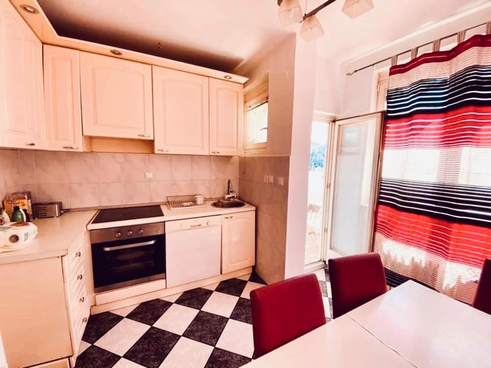 Dani Free Parking Apartment